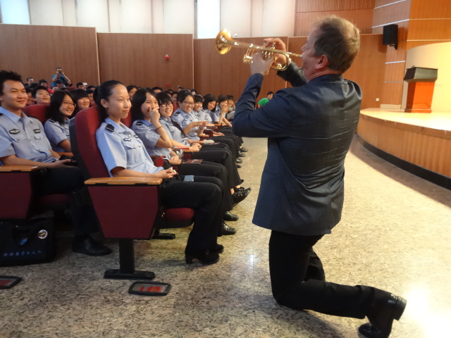 bc贷小号表演艺术家Jens Lindemann（彦斯·林德曼）荣获加拿大勋章